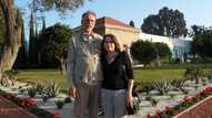 Olga und Helmut zu Besuch in Bahdji am Schrein Baha'u'llàhs