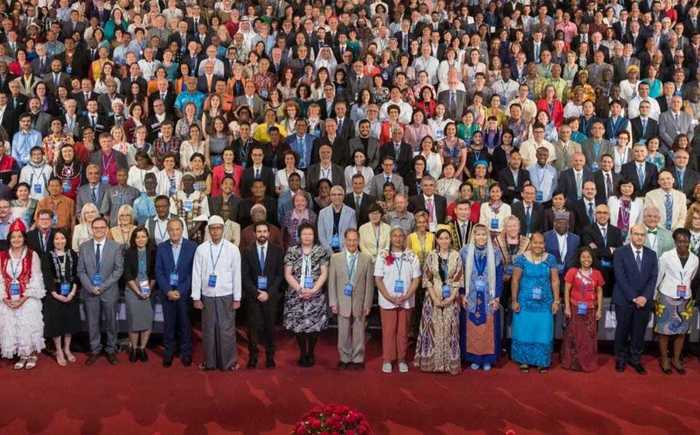 Mitglieder der Weltweiten Bahá'í-Gemeinde Gemeinde